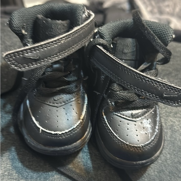 Nike Baby Air Force 1 size 4 C - Picture 1 of 6